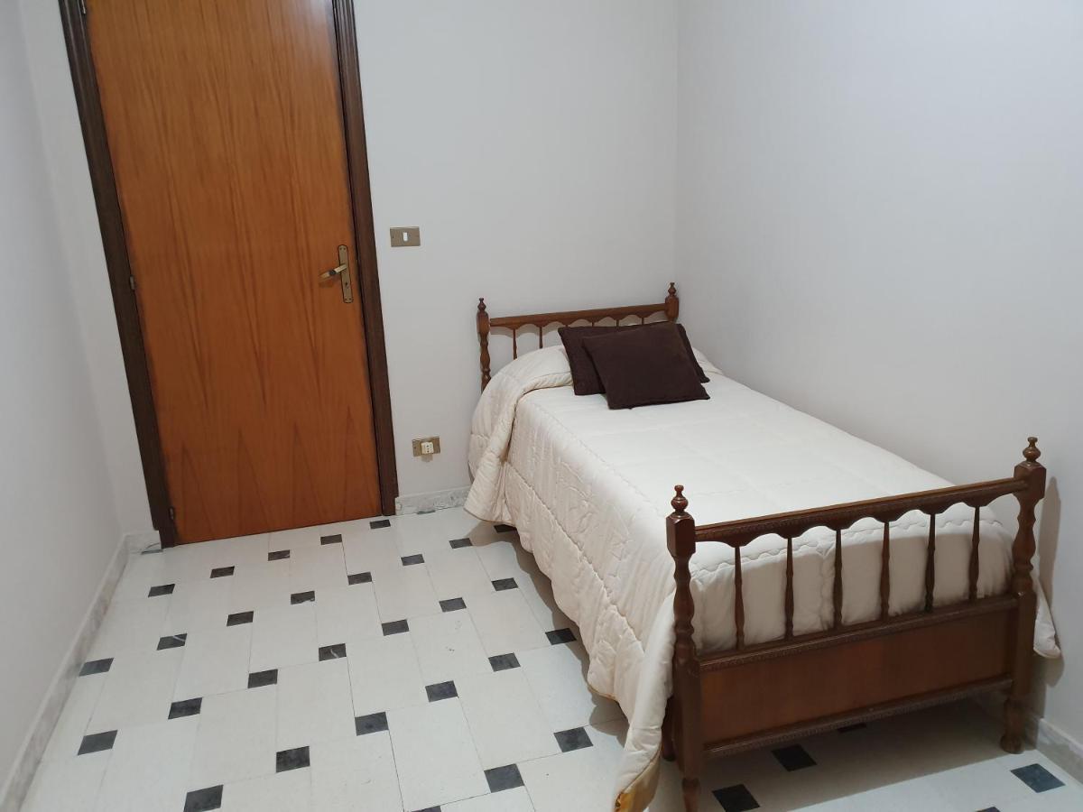 La Fenice Apartment Naro Екстериор снимка